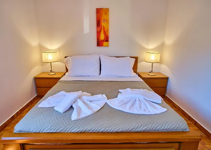 Apartament Amarilda - Private Pool & Garden In Corfu *